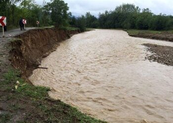 از توقف در حاشیه رودخانه‌ها بپرهیزید