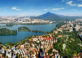 خواهر خوانده های شیراز را بشناسیم 1 خواهر خوانده های شیراز را بشناسیم