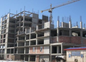 جدول زمانبندی تکمیل پروژه های نیمه تمام سلامت فارس تهیه شود