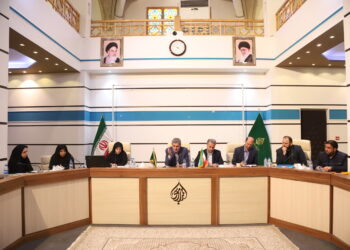 باید زمینه مشارکت حداکثری مردم در انتخابات فراهم کرد 1 باید زمینه مشارکت حداکثری مردم در انتخابات فراهم کرد