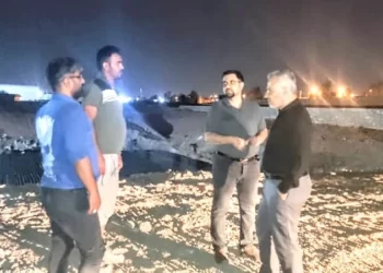 بازدید شبانه از عملیات اجرایی طرح های زیر ساختی شهرک های صنعتی فارس 5 بازدید شبانه از عملیات اجرایی طرح های زیر ساختی شهرک های صنعتی فارس