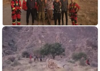 تلاش آتش نشانان برای نجات 4 کوهنورد در ارتفاعات شیراز