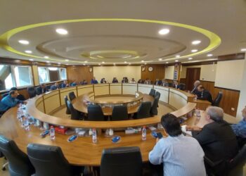 اعتبارات مناسبی برای تعمیرات و تجهیز مدارس شهرستان در نظر گرفته شده است 1 اعتبارات مناسبی برای تعمیرات و تجهیز مدارس شهرستان در نظر گرفته شده است