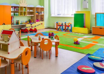 آموزش «زبان انگلیسی» در کودکستان ها؛ ممنوع! 1 آموزش «زبان انگلیسی» در کودکستان ها؛ ممنوع!