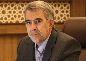 ساماندهی و توزیع گاز مایع به درستی انجام نشده است 1 درخواست عضو شورای شهر از شهردار برلزوم توجه به سلامت مردم کلانشهر شیراز