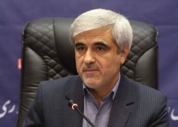 دورکاری پنجشنبه ها در استان فارس لغو شد