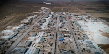 كمبود برق مشكلات توليدكنندگان را بيشتر كرده است