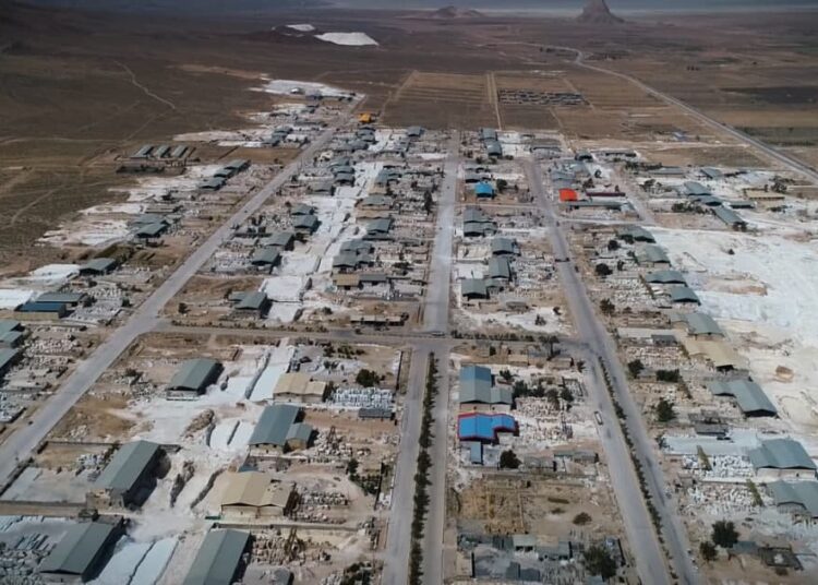 كمبود برق مشكلات توليدكنندگان را بيشتر كرده است 39 كمبود برق مشكلات توليدكنندگان را بيشتر كرده است