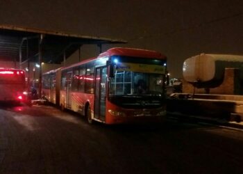 راه اندازی اتوبوس های شبانه در  چهار محور شهری