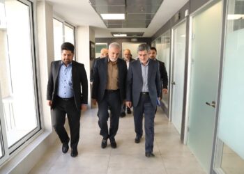 مبارزه جدی با روابط مالی خلاف مطالبه مردمی است 1 مبارزه جدی با روابط مالی خلاف مطالبه مردمی است