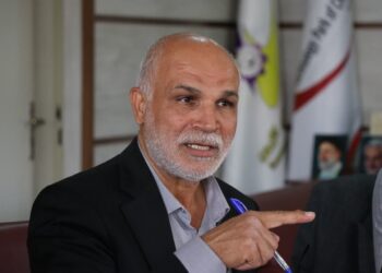 استفاده از تمام ظرفيت های قانونی برای كمک به صنعتگران 2 استفاده از تمام ظرفيت های قانونی برای كمک به صنعتگران