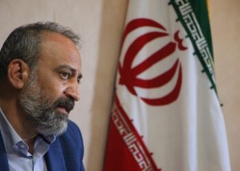 پیشتازی نهضت ملی مسکن فارس در پروانه های ساختمانی 3 پیشتازی نهضت ملی مسکن فارس در پروانه های ساختمانی