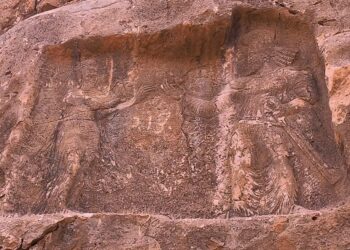 سنگ‌نگاره‌های برم دلک شیراز