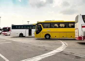 جابهجایی ۱۰ میلیون مسافر توسط ناوگان حمل و نقل عمومی جادهای در فارس 3 جابهجایی ۱۰ میلیون مسافر توسط ناوگان حمل و نقل عمومی جادهای در فارس