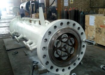 اجازه استفاده از تجهیزات خارجی در پروژه های نفتی و گازی وجود ندارد