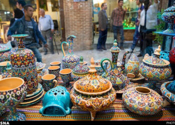 در بازارچههای صنایعدستی نوروزی فارس عرضه محصولات چینی ممنوع است 2 در بازارچههای صنایعدستی نوروزی فارس عرضه محصولات چینی ممنوع است