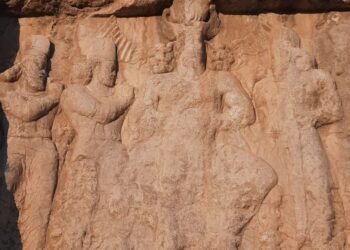 نقش برجسته سراب بهرام تخریب نشده است