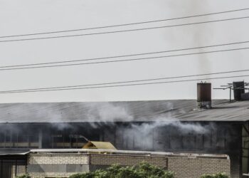 ثبت یکهزار و ۱۲۰ شکایت مردمی از صنایع و مشاغل آلاینده در کمیسیون بند ۲۰ طی یکسال گذشته