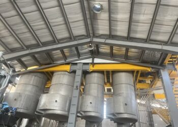 فاز اول تصفیه خانه فاضلاب یک کارخانه نشاسته سازی در شیرازبه بهره برداری رسید 