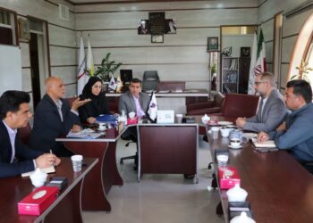 ستفاده از ظرفیت شرکت آزمایشگاه فنی و مکانیک خاک برای نظارت و ارتقای کیفی طرح های عمرانی شهرک صنعتی فارس