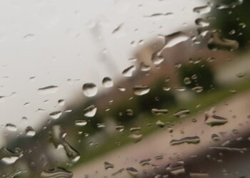 بارشهای رگباری استان فارس را فرا میگیرد 3 بارشهای رگباری استان فارس را فرا میگیرد