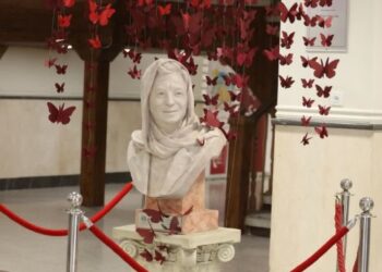 پروفسور پروانه وثوق پس از بازنشستگی بلافاصله به بیمارستان محک رفتند 1 پروفسور پروانه وثوق پس از بازنشستگی بلافاصله به بیمارستان محک رفتند