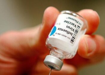 تدابیر تزریق واکسن آنفلوآنزا از زبان عضو هیات علمی دانشگاه علوم پزشکی شیراز 1 تدابیر تزریق واکسن آنفلوآنزا از زبان عضو هیات علمی دانشگاه علوم پزشکی شیراز