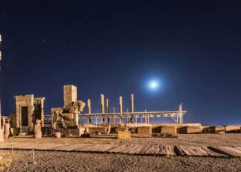 تداوم برنامه‌های کنسرت در مجموعه جهانی تخت جمشید