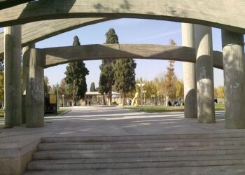 وسایل ورزشی بوستان بعثت بازسازی شد