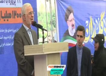 جنجال در اولین سفر وزیر کشور دولت پزشکیان به فارس 11 جنجال در اولین سفر وزیر کشور دولت پزشکیان به فارس