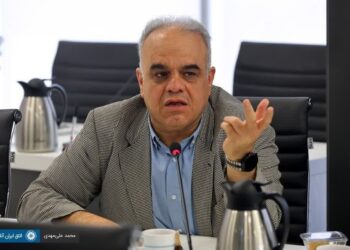 تعطیلی پنجشنبه های کشور به دغدغه بزر گ فعالان اقتصادی تبدیل شده است 8 تعطیلی پنجشنبه های کشور به دغدغه بزر گ فعالان اقتصادی تبدیل شده است
