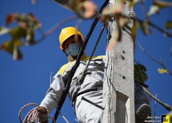 هفت هزار و ۷۲۷ انشعاب جدید برق در فارس نصب شد