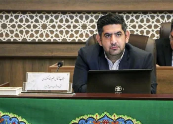 شأن شیراز را پایین نیاورید؛شیراز از همه مهمتر است 1 شأن شیراز را پایین نیاورید؛شیراز از همه مهمتر است