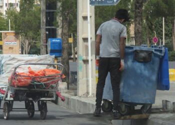 حذف پدیده زباله گردی در گرو همکاری شهروندان با شهرداری است