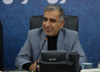 نقد و انتقاد دانشجو را نباید حبس کرد 7 نقد و انتقاد دانشجو را نباید حبس کرد