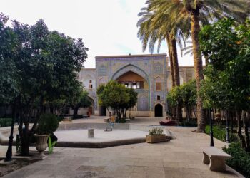 توقف مرمت غیر اصولی مدرسه تاریخی خان