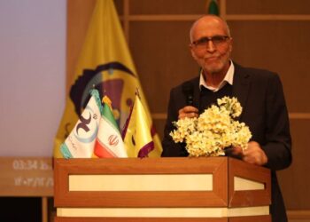 برگزاری همایش «آغاز حرفه ای گری» روانشناسی و مشاوره در شیراز 10 برگزاری همایش «آغاز حرفه ای گری» روانشناسی و مشاوره در شیراز