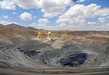 پاسخ مسئولان به واگذاری معدن در محوطه هخامنشی فالونک مرودشت 1 پاسخ مسئولان به واگذاری معدن در محوطه هخامنشی فالونک مرودشت