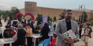 ۱۹ هزار کتاب در ایستگاههای سیار؛ مجمع خیرین شهرساز، جای خالی دسترسی به کتاب را پُر کرد 20 ۱۹ هزار کتاب در ایستگاههای سیار؛ مجمع خیرین شهرساز، جای خالی دسترسی به کتاب را پُر کرد
