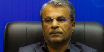 وعده احداث «پارک ویژه سالمندان» در شیراز؛ معاون استاندار: مدیران کمکار ارزیابی میشوند 50 وعده احداث «پارک ویژه سالمندان» در شیراز؛ معاون استاندار: مدیران کمکار ارزیابی میشوند