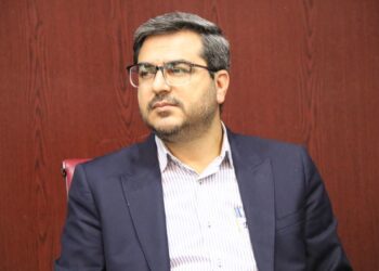 یکسانسازی کرایه مترو و اتوبوس شیراز؛ نداشتن کارت هزینه سفر را بالا نمیبرد 1 یکسانسازی کرایه مترو و اتوبوس شیراز؛ نداشتن کارت هزینه سفر را بالا نمیبرد