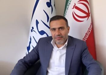 رئیس مجمع نمایندگان فارس: از حقوق مردم استان عقبنشینی نمیکنیم 1 رئیس مجمع نمایندگان فارس: از حقوق مردم استان عقبنشینی نمیکنیم